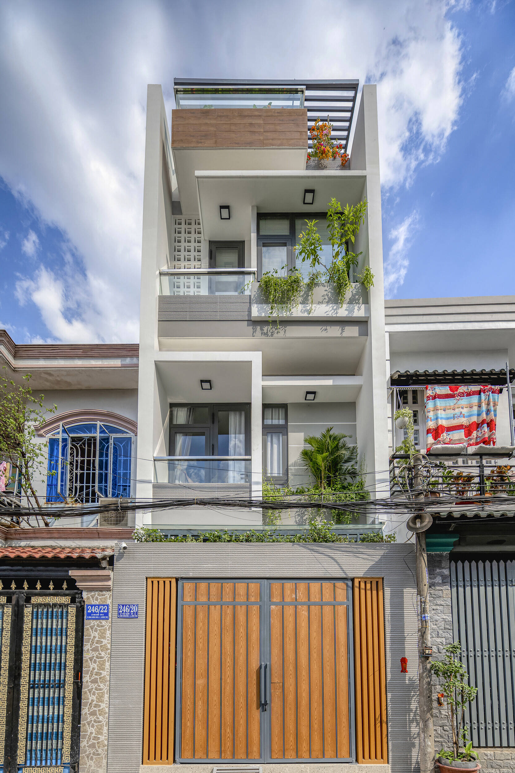 top-100-nha-dep-tp-hcm-2023-1-1676600159