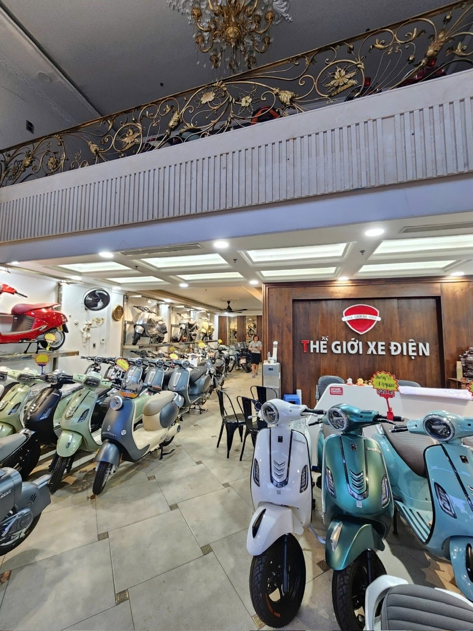Giảm chào 14 tỷ!!! Tòa nhà mặt phố Ngô Gia Tự, Long Biên, 118m2, 7t, mt 8.3.