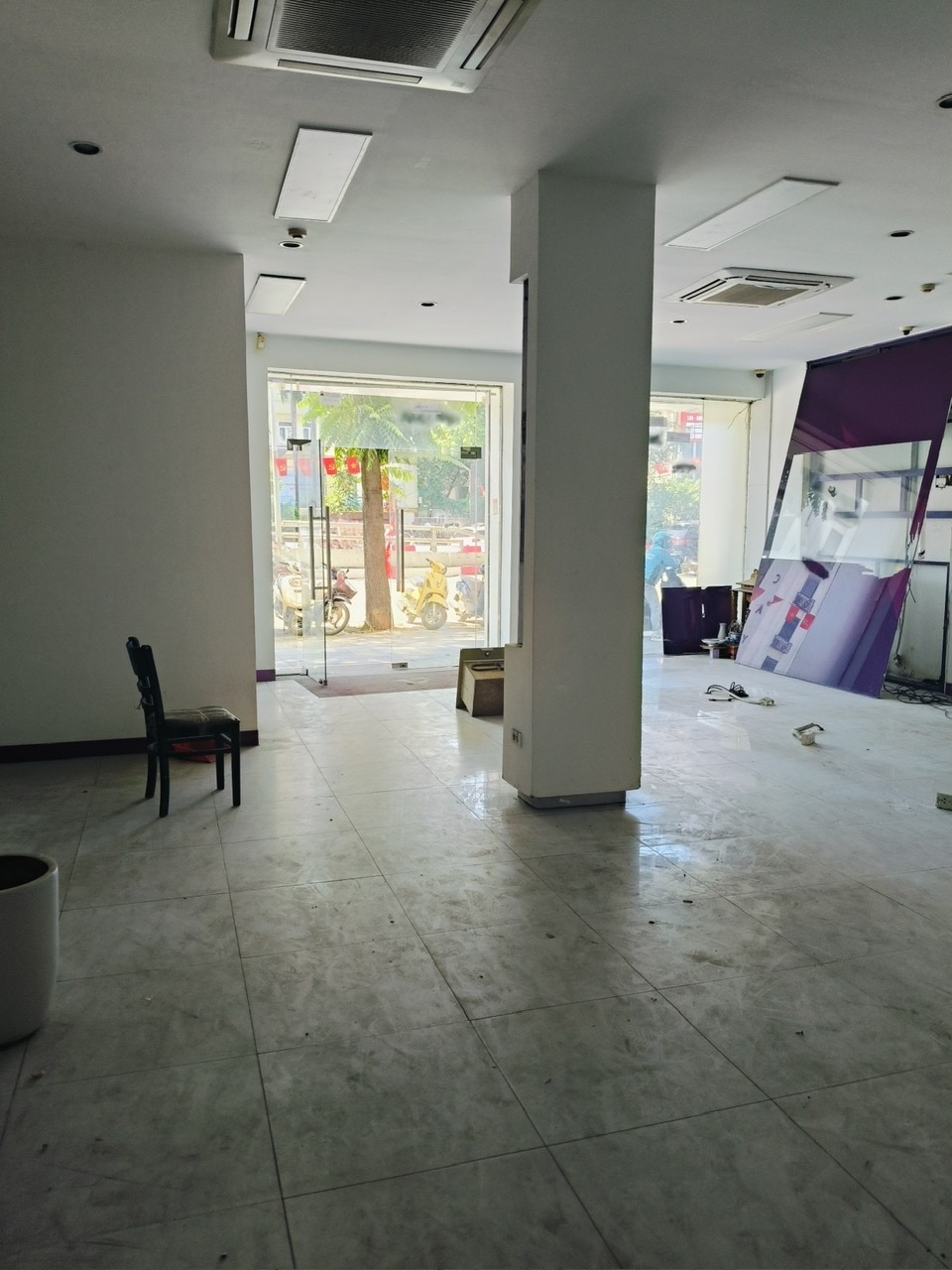1793183510521_1478707202404390323_8163058068828339327_2ddddb5a4fde5b5a69022f9e7d8ee80d NHÀ MẶT PHỐ TRẦN KHÁT CHÂN – MT 9.2M – 116M2 – 70 TỶ.